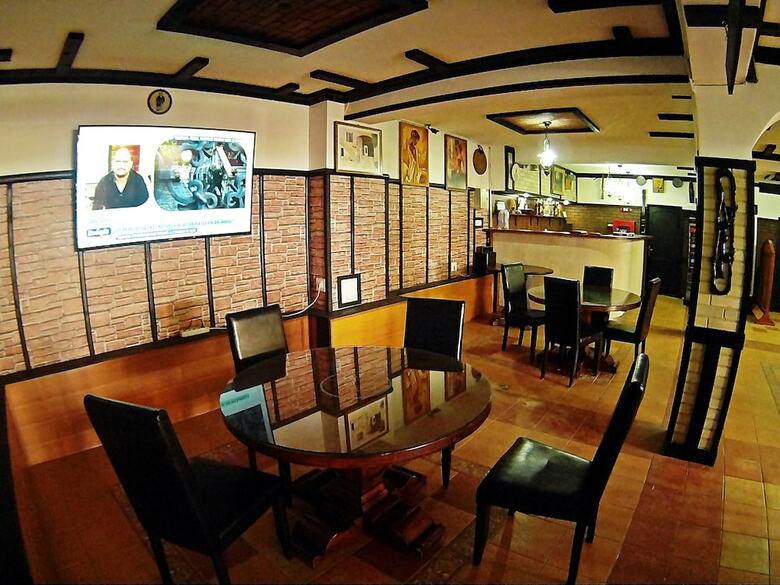 Hotel La Sura Getilor