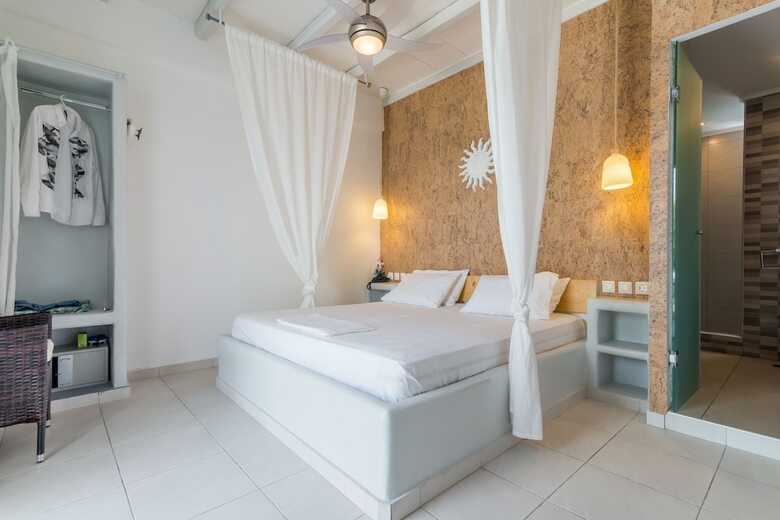 Hotel Niki Savvas Studio & Suites