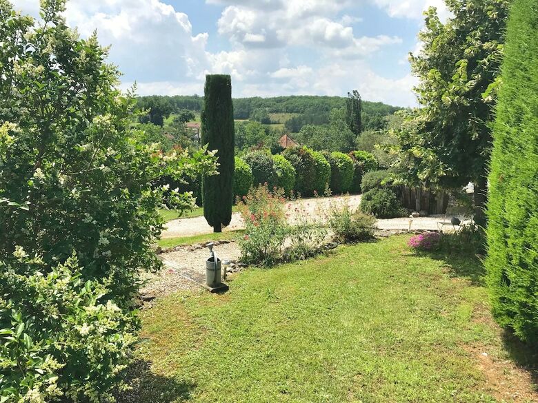 Agroturismo Domaine C�t� Granges