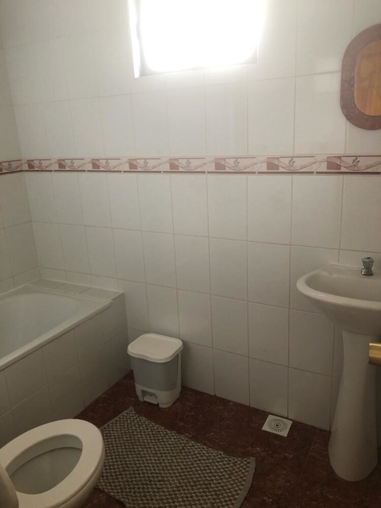 Hostal Hostel Camping Mihinoa