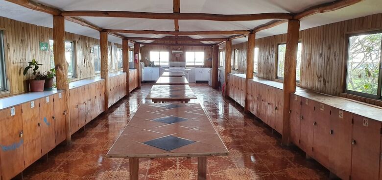 Hostal Hostel Camping Mihinoa