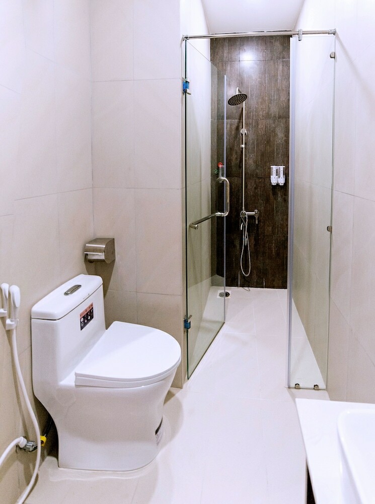Thu Trang Beachfront Hotel