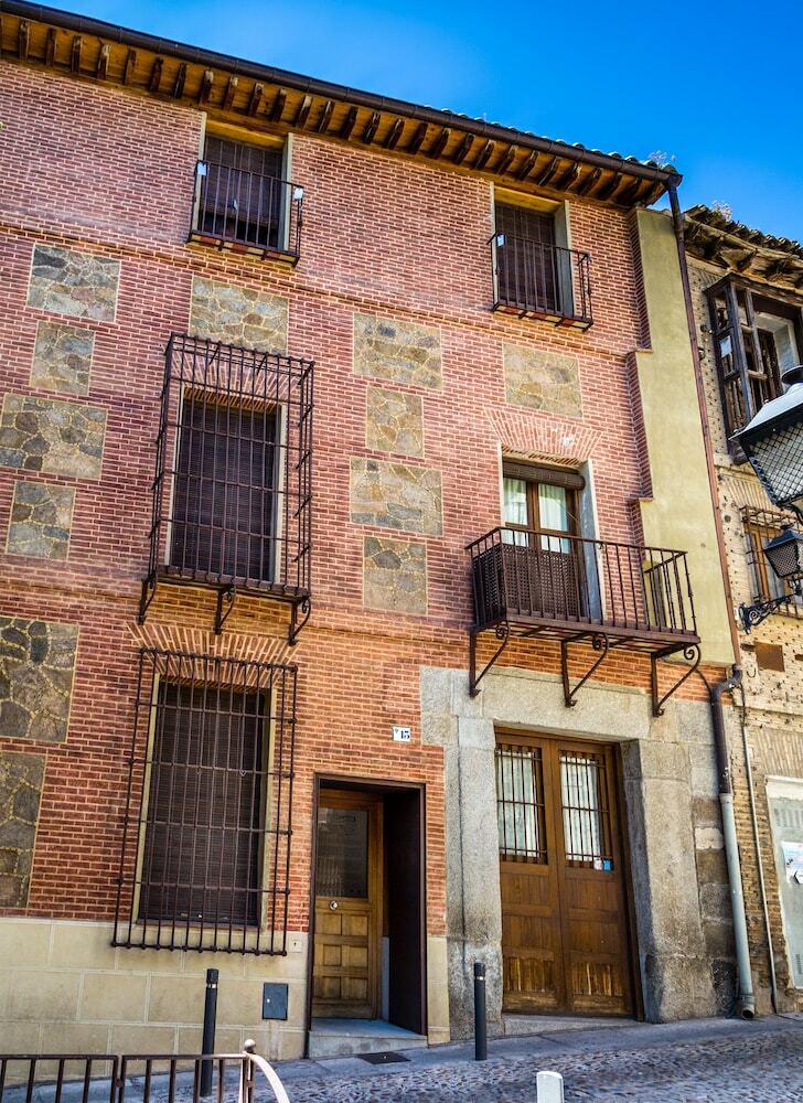 Apartamentos La Casa De Los Infantes By Toledo Ap