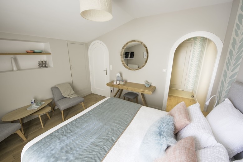 Bed & Breakfast A L'ombre Des Pins - Chambres D'h�tes