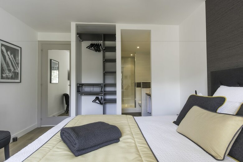 Bed & Breakfast A L'ombre Des Pins - Chambres D'h�tes
