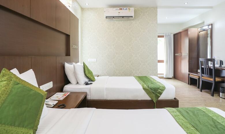 Hotel Treebo Select Grand Premier Suites