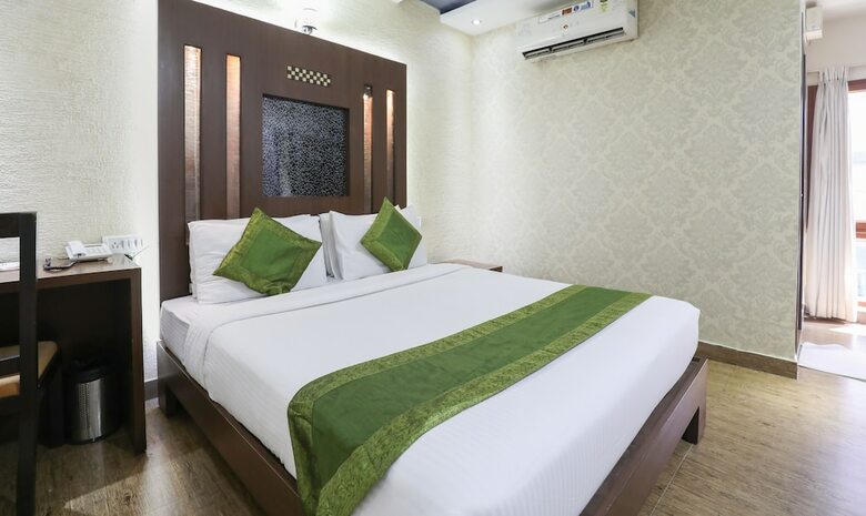 Hotel Treebo Select Grand Premier Suites