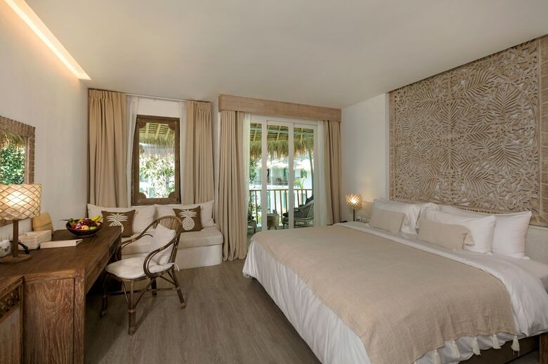 Hotel Eden Beach Resort And Spa