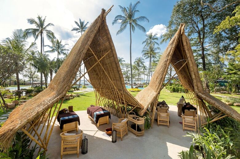 Hotel Eden Beach Resort And Spa