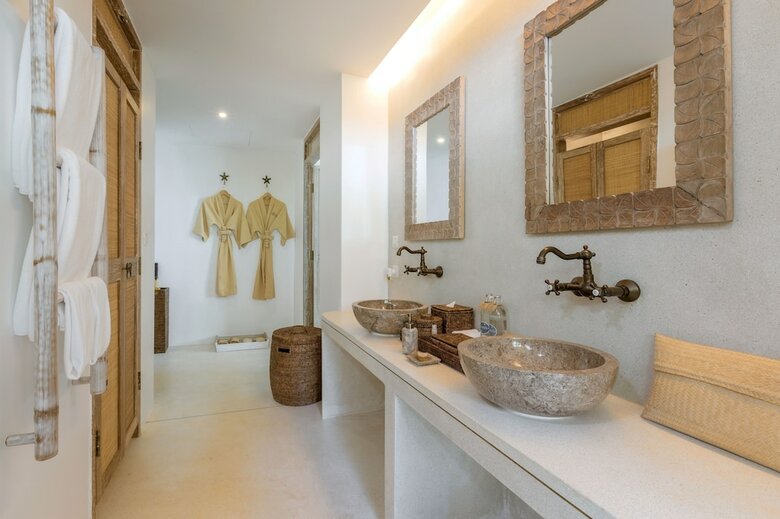 Hotel Eden Beach Resort And Spa