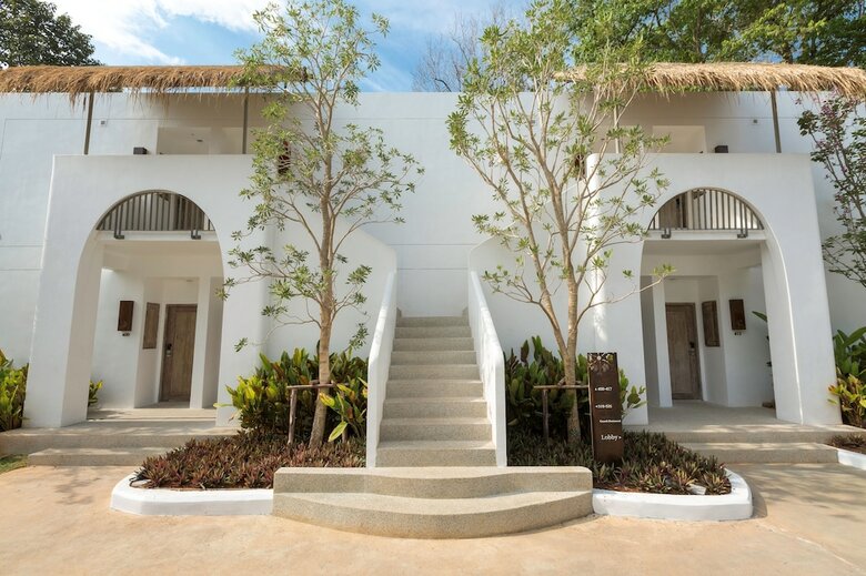 Hotel Eden Beach Resort And Spa