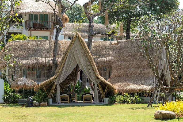 Hotel Eden Beach Resort And Spa