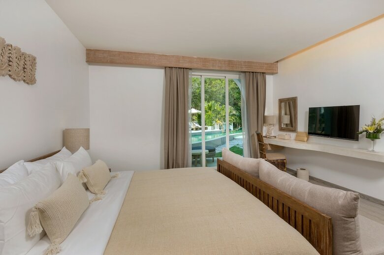 Hotel Eden Beach Resort And Spa