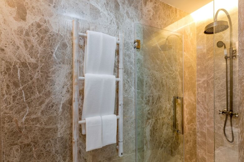 Hotel Eden Beach Resort And Spa