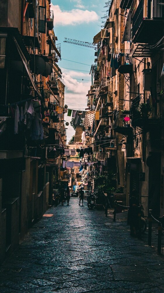 Apartment With 2 Bedrooms In Napoli, With Wifi