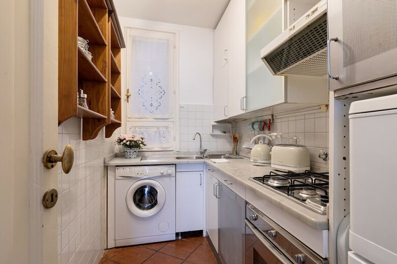Rome As You Feel - Paradiso Apartment
