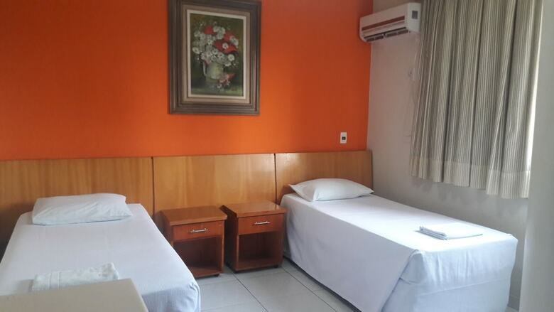 Athenas Plaza Hotel