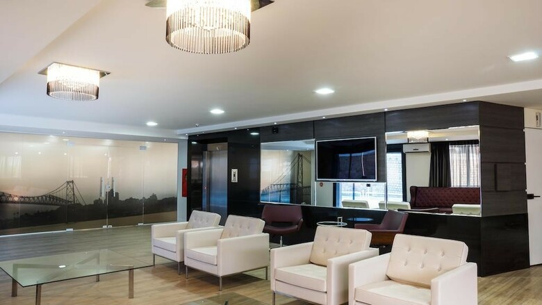 Iate Hotel Florian�polis