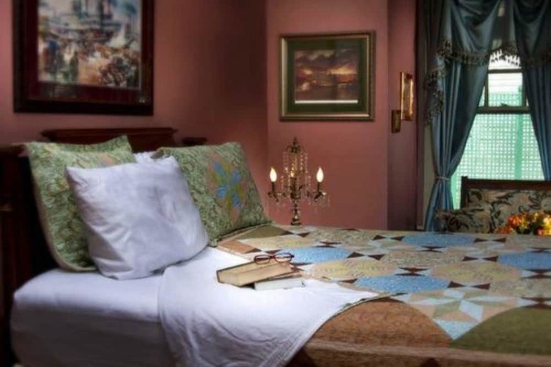 The Carriage House Bed And Breakfast