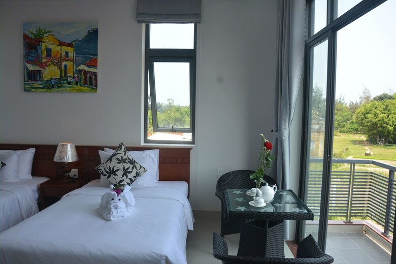 Hotel Tra Que Village