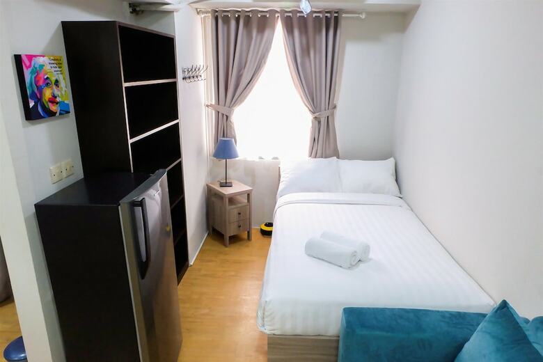 Spacious Pool View Menteng Square Apartment