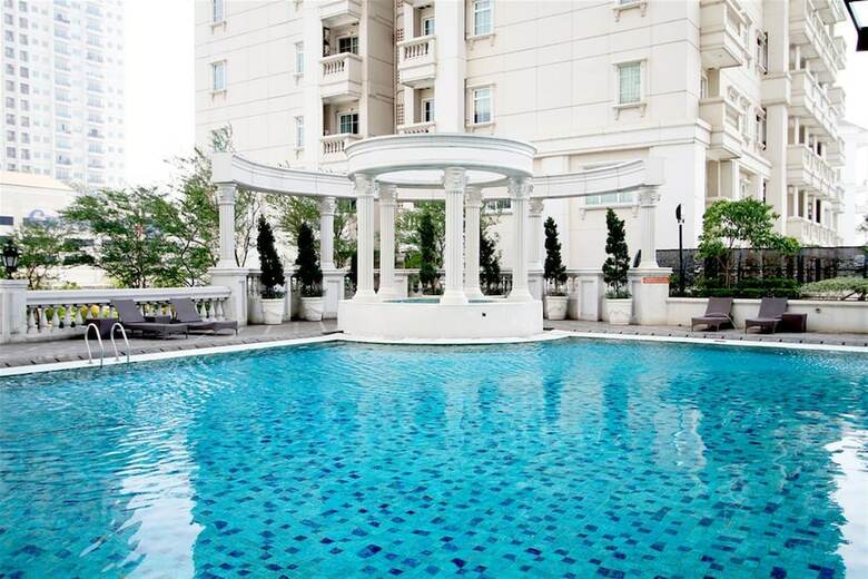 Homey The Bellezza Apartment