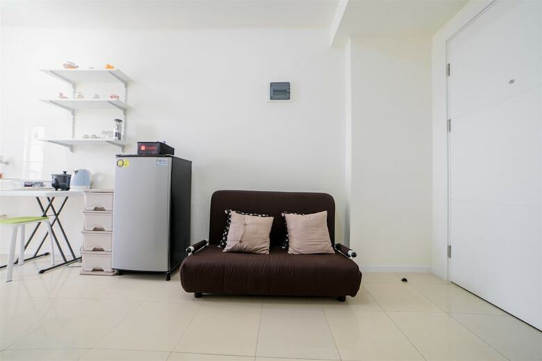 Minimalist Apartment With Sofa Bed At Parahyangan Residence