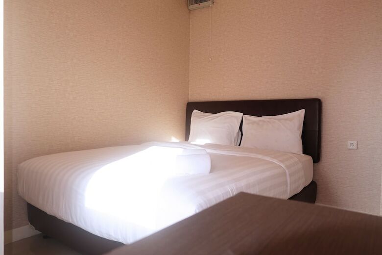 Good Apartment At Green Pramuka City