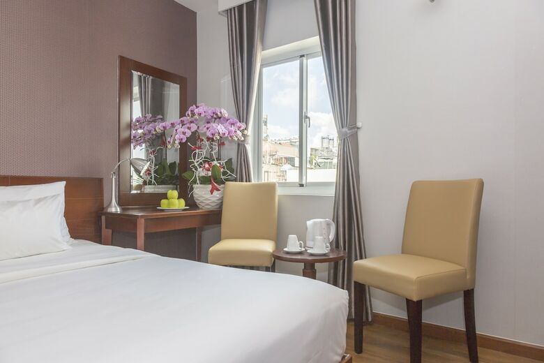 Park View Saigon Hotel