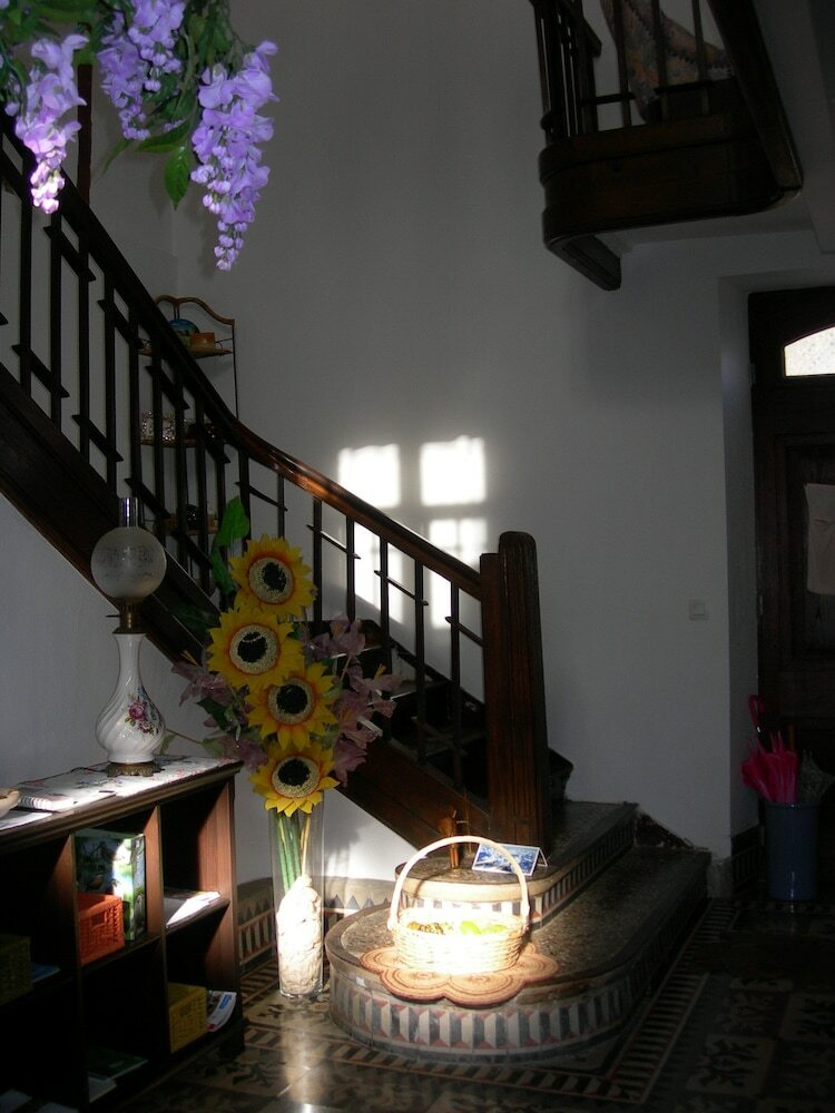 Bed & Breakfast Chambres D'h�tes Sous La Glycine