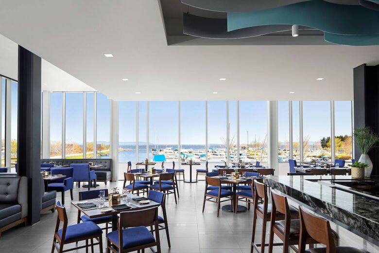 Delta Hotels By Marriott Thunder Bay