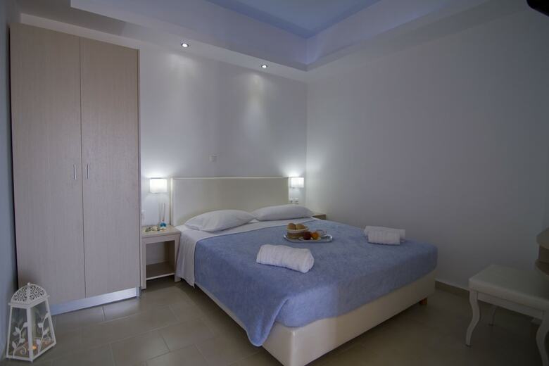 Frida Apartments