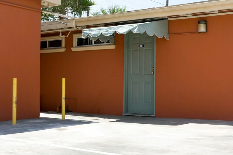 Merle Motel