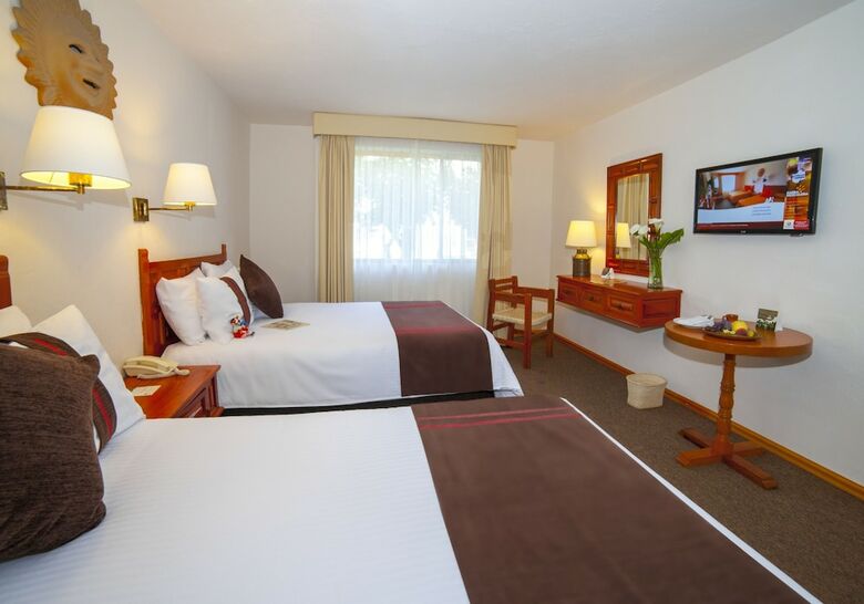 Hotel Misi�n La Muralla