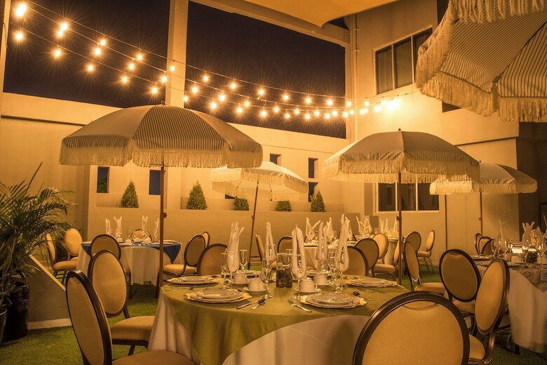 Santa Anita Hotel