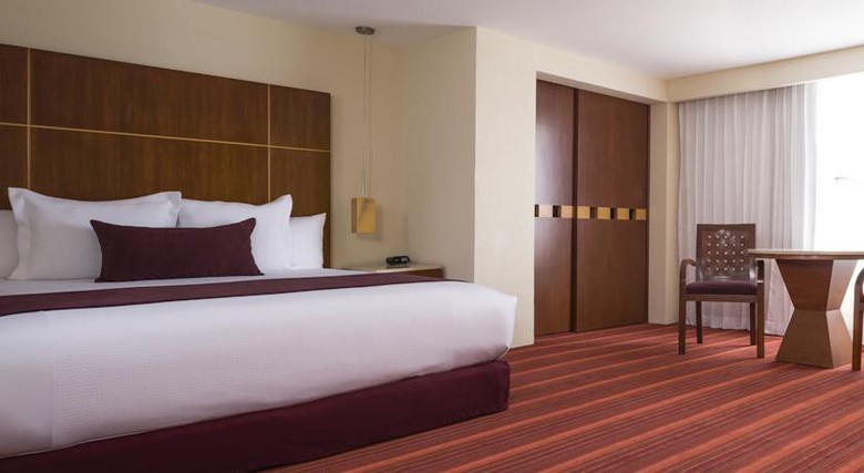 Hotel Camino Real Aeropuerto