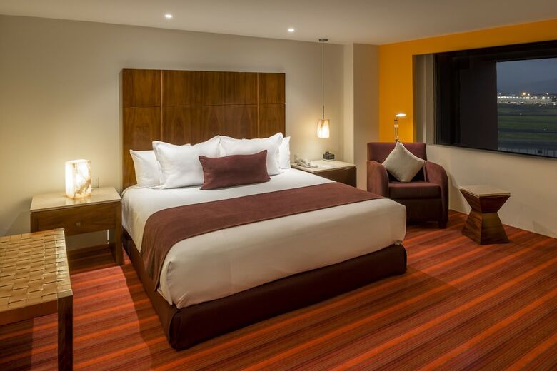 Hotel Camino Real Aeropuerto