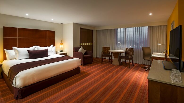 Hotel Camino Real Aeropuerto