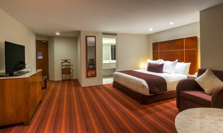 Hotel Camino Real Aeropuerto