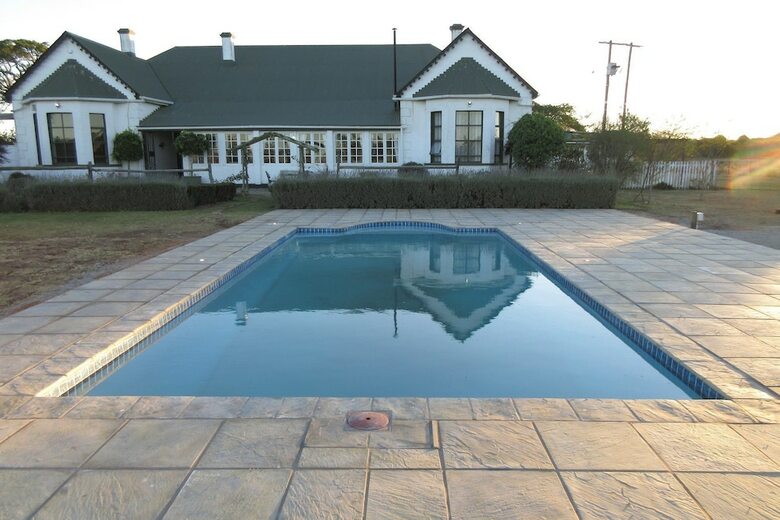 Hotel Kingston Farm