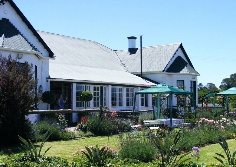 Hotel Kingston Farm