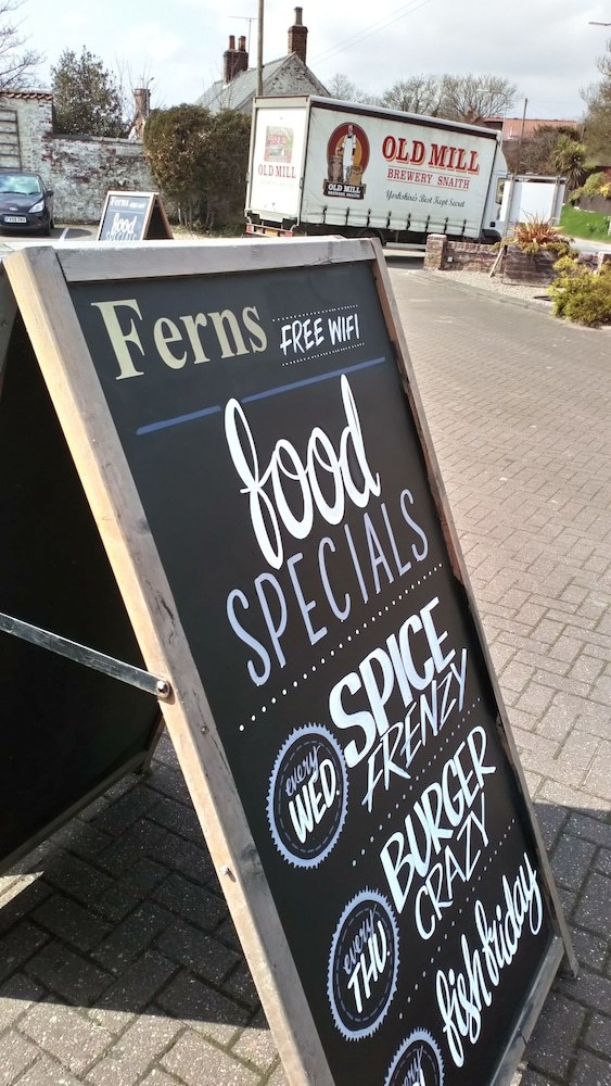 Ferns Farm Hotel & Palms Leisure Club