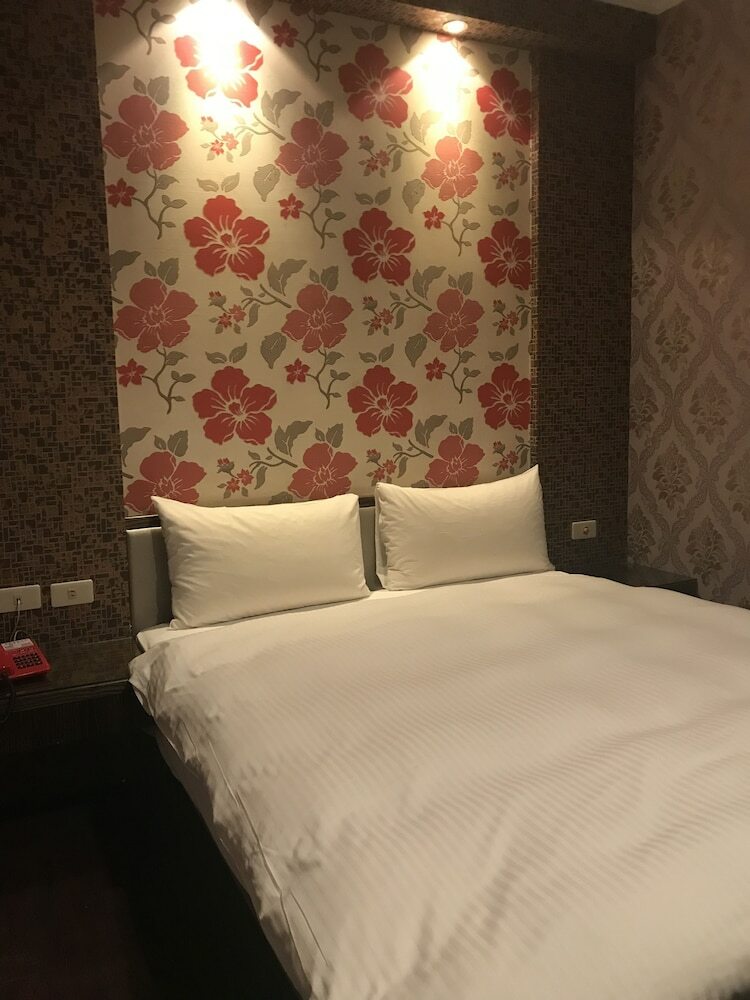 Baseball Exquisite Hotel