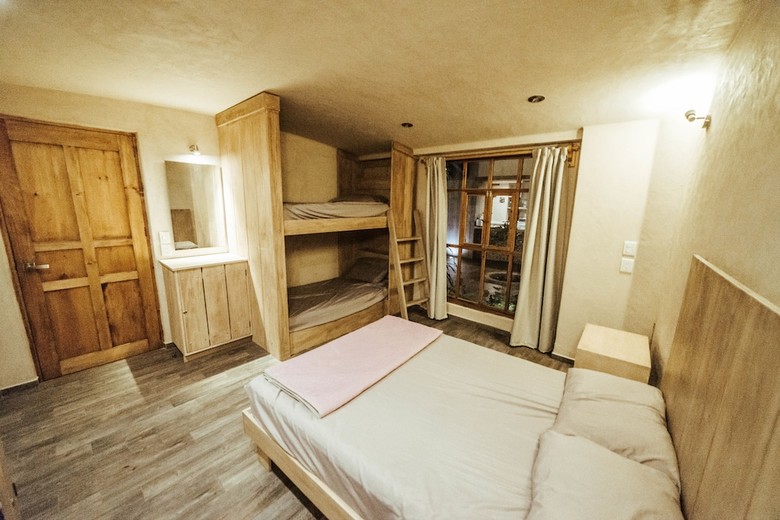 Hostal Kotantik Bed And Breakfast - Adults Only