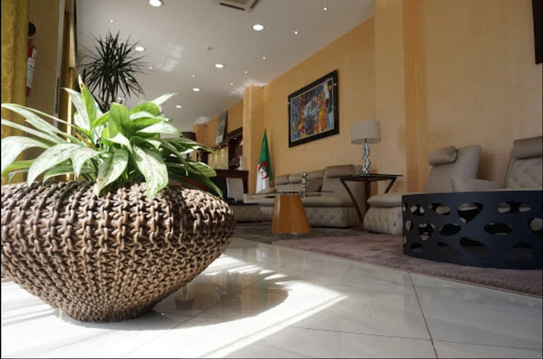 Hotel Maraval