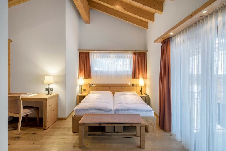 Hotel Phoenix
