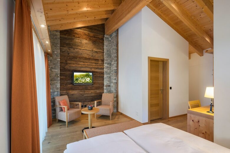Hotel Phoenix
