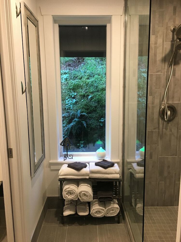 Amante Luxury Bed And Breakfast