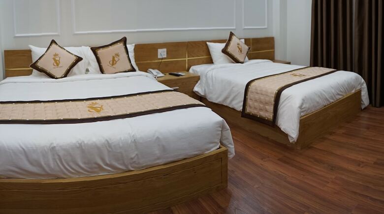 Hotel Khach San Sao Viet