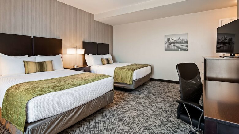 Best Western Plus Philadelphia-pennsauken Hotel